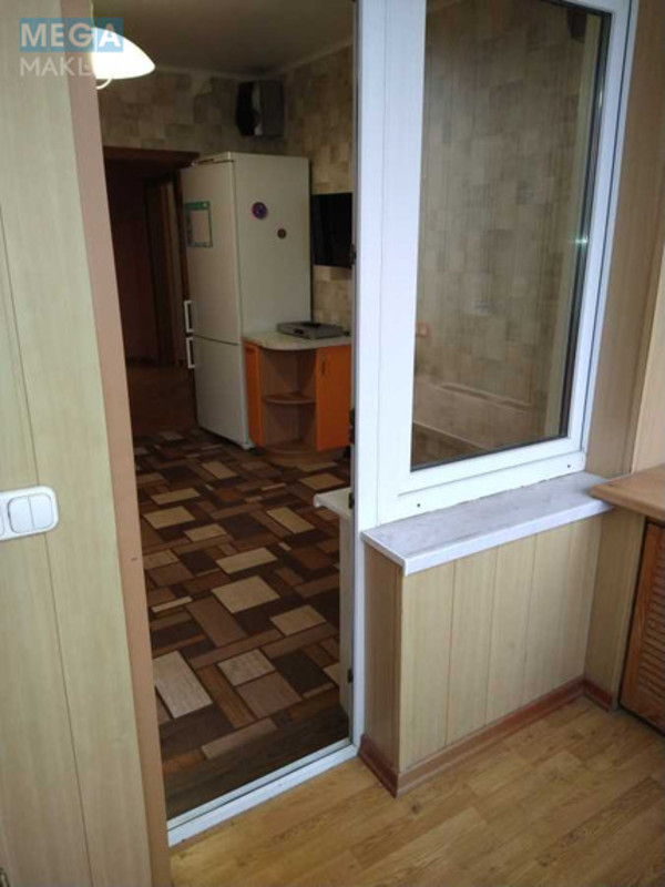 Продаж 3 кімнатної квартири (89/47/12), 5 пов. 16 пов. будинку, <a class="location-link" href="/kiev/" title="Недвижимость Київ">Київ</a>, <a class="location-link" href="/kiev/podolskij/" title="Недвижимость Подільський район">Подільський р-н</a>, улица Тираспольская, 47 (изображение 9)