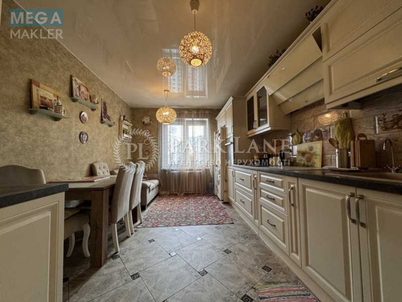 Продаж 3 кімнатної квартири (97/58/16), 20 пов. 22 пов. будинку, <a class="location-link" href="/kiev/" title="Недвижимость Київ">Київ</a>, <a class="location-link" href="/kiev/darnickij/" title="Недвижимость Дарницький район">Дарницький р-н</a>, Урловская ул., 17 (изображение 12)