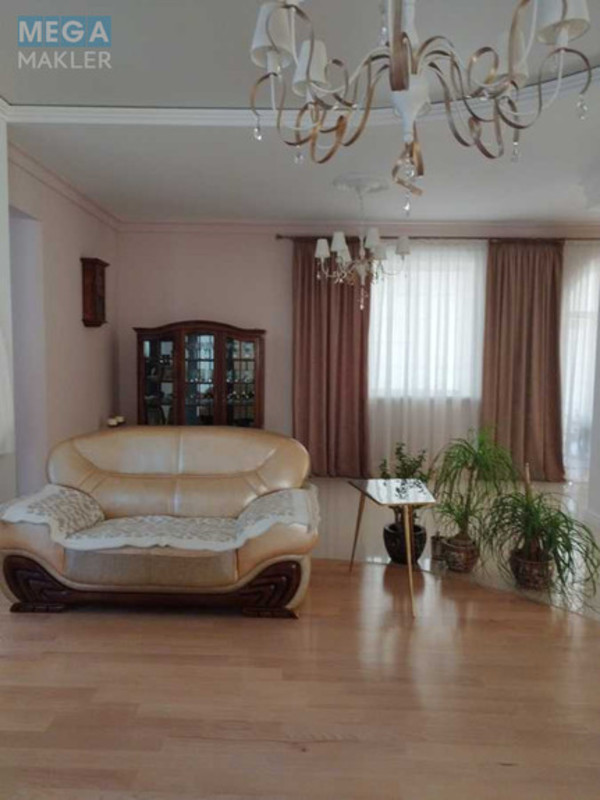 Продаж дома, 3&nbsp;поверху, 360&nbsp;кв.м, 5&nbsp;кімнат, ділянка 10&nbsp;соток, <a class="location-link" href="/kiev/" title="Недвижимость Київ">Київ</a>, <a class="location-link" href="/kiev/obolonskij/" title="Недвижимость Оболонський район">Оболонський р-н</a>, Богатырская ул., 30а (изображение 22)