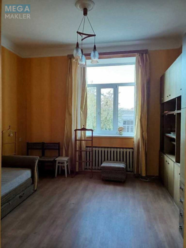 Продаж 3 кімнатної квартири (78/?/10), 4 пов. 4 пов. будинку, <a class="location-link" href="/kiev/" title="Недвижимость Київ">Київ</a>, <a class="location-link" href="/kiev/pecherskij/" title="Недвижимость Печерський район">Печерський р-н</a>, Лютеранська вул., 19 (изображение 4)