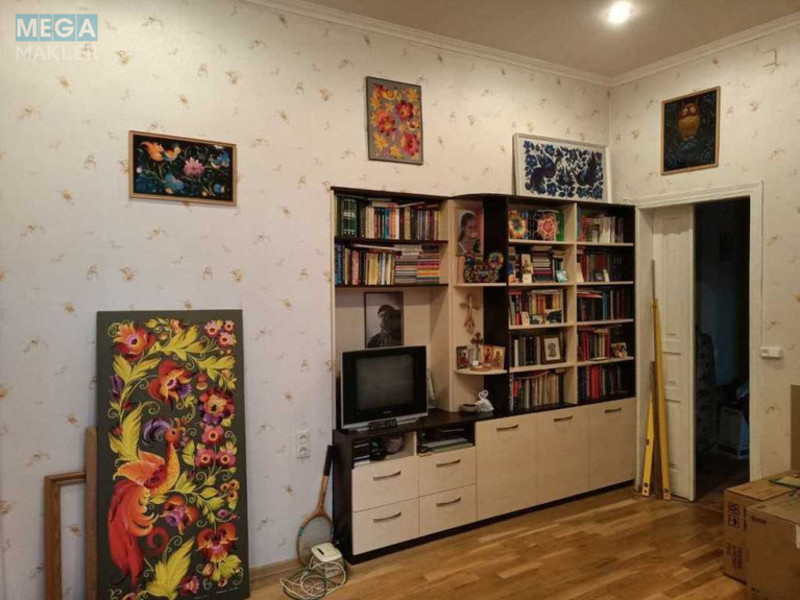 Продаж 3 кімнатної квартири (78/?/10), 4 пов. 4 пов. будинку, <a class="location-link" href="/kiev/" title="Недвижимость Київ">Київ</a>, <a class="location-link" href="/kiev/pecherskij/" title="Недвижимость Печерський район">Печерський р-н</a>, Лютеранська вул., 19 (изображение 18)