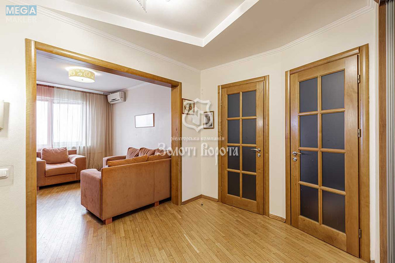 Продаж 3 кімнатної квартири (76/35/9), 13 пов. 16 пов. будинку, <a class="location-link" href="/kiev/" title="Недвижимость Київ">Київ</a>, <a class="location-link" href="/kiev/podolskij/" title="Недвижимость Подільський район">Подільський р-н</a>, Правди просп., 10а (изображение 7)