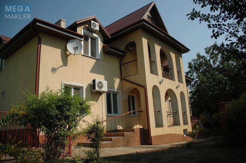 Продаж дома, 4&nbsp;поверху, 550&nbsp;кв.м, 12&nbsp;кімнат, ділянка 12&nbsp;соток, <a class="location-link" href="/kiev/" title="Недвижимость Київ">Київ</a>, <a class="location-link" href="/kiev/solomenskij/" title="Недвижимость Солом'янський район">Солом'янський р-н</a>, Монтажников ул., 27 (изображение 7)