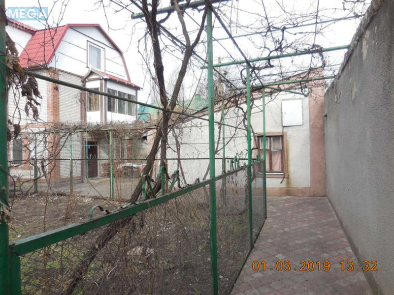 Продаж дома, 3&nbsp;поверху, 186&nbsp;кв.м, 5&nbsp;кімнат, ділянка 4&nbsp;сотки, <a class="location-link" href="/odessa/" title="Недвижимость Одеса">Одеса</a>, <a class="location-link" href="/odessa/malinovskij/" title="Недвижимость Малиновський район">Малиновський р-н</a>, Елина, 28 (изображение 2)