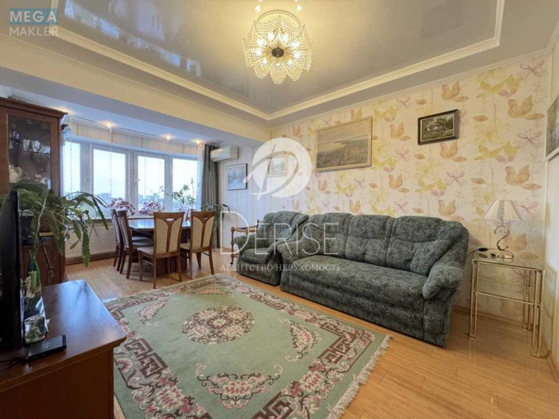 Продаж 3 кімнатної квартири (88/50/12), 6 пов. 7 пов. будинку, <a class="location-link" href="/kiev/" title="Недвижимость Київ">Київ</a>, <a class="location-link" href="/kiev/shevchenkovskij/" title="Недвижимость Шевченківський район">Шевченківський р-н</a>, Победы просп., 96 (изображение 4)