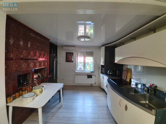 Продаж дома, 2&nbsp;поверху, 250&nbsp;кв.м, 8&nbsp;кімнат, <a class="location-link" href="/kozhuhovka-selo-kv/" title="Недвижимость Кожухівка">Кожухівка</a>, Озерная, 65 (изображение 3)