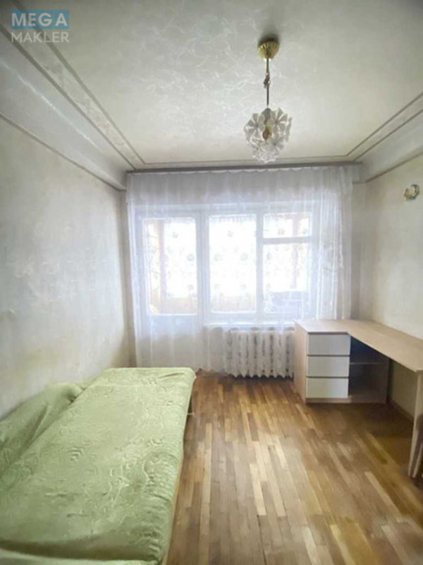 Продаж 3 кімнатної квартири (64/42/7), 3 пов. 10 пов. будинку, <a class="location-link" href="/kiev/" title="Недвижимость Київ">Київ</a>, <a class="location-link" href="/kiev/goloseevskij/" title="Недвижимость Голосіївський район">Голосіївський р-н</a>, Академика Заболотного ул., 138 (изображение 8)