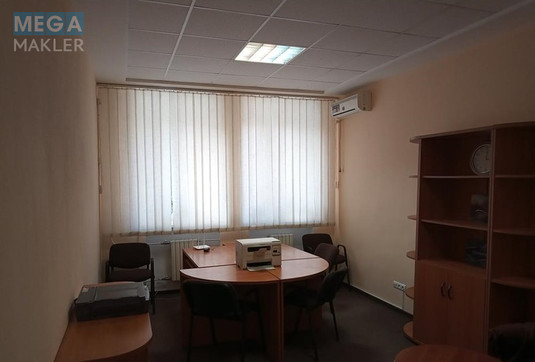 Оренда приміщення у житловому будинку, до&nbsp;50&nbsp;кв.м, свіжий ремонт, <a class="location-link" href="/dnepropetrovsk/" title="Недвижимость Дніпра">Дніпро</a>, <a class="location-link" href="/dnepropetrovsk/zhovtnevyj/" title="Недвижимость Жовтневий район">Жовтневий р-н</a>, Гоголя, 27а ( <img src="https://megamakler.com.ua/metro/ff0000.gif" alt="" class="metro" /> м. Вокзальная, 0.5 ) (изображение 6)