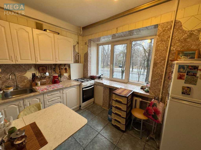 Продаж 2 кімнатної квартири (45/?/7), 2 пов. 9 пов. будинку, <a class="location-link" href="/kiev/" title="Недвижимость Київ">Київ</a>, <a class="location-link" href="/kiev/desnyanskij/" title="Недвижимость Деснянський район">Деснянський р-н</a>, Кубанской Украины ул., 25/21 (изображение 4)