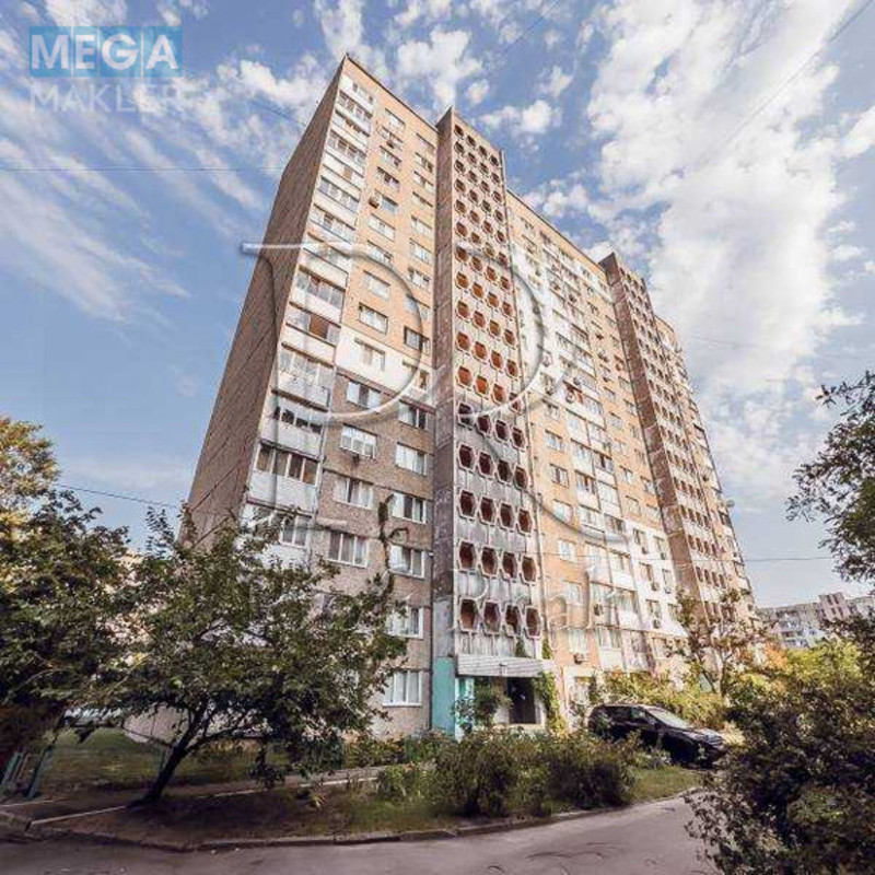 Продаж 3 кімнатної квартири (71/42/8), 7 пов. 16 пов. будинку, <a class="location-link" href="/kiev/" title="Недвижимость Київ">Київ</a>, <a class="location-link" href="/kiev/obolonskij/" title="Недвижимость Оболонський район">Оболонський р-н</a>, Озерна вулиця, 16 (изображение 19)