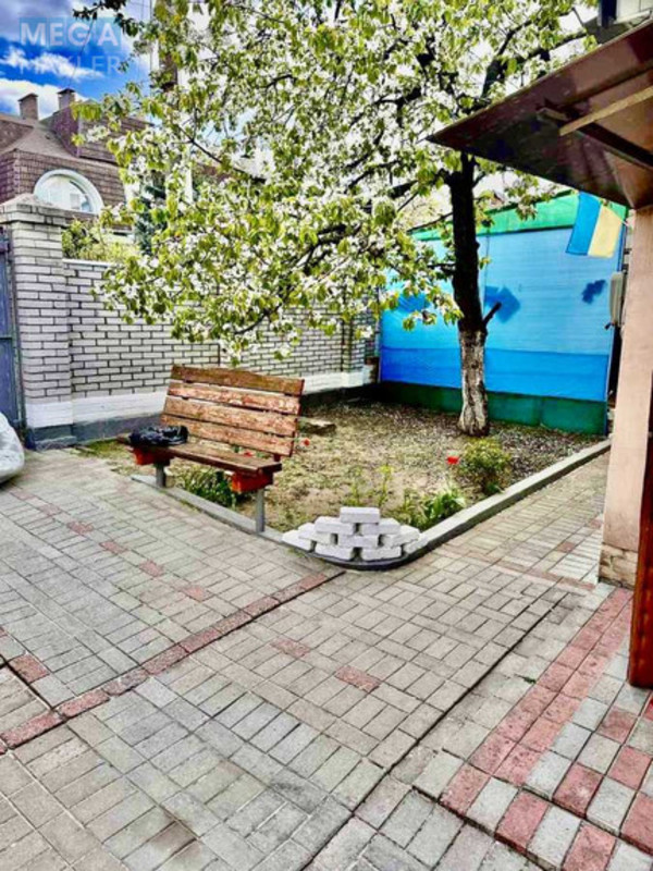 Продаж дома, 1&nbsp; поверх, 70&nbsp;кв.м, 4&nbsp;кімнати, ділянка 5&nbsp;соток, <a class="location-link" href="/kiev/" title="Недвижимость Київ">Київ</a>, <a class="location-link" href="/kiev/shevchenkovskij/" title="Недвижимость Шевченківський район">Шевченківський р-н</a>, Чаплигіна вул. (изображение 4)