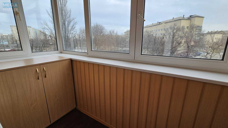 Продаж 3 кімнатної квартири (70/45/9), 3 пов. 9 пов. будинку, <a class="location-link" href="/kiev/" title="Недвижимость Київ">Київ</a>, <a class="location-link" href="/kiev/darnickij/" title="Недвижимость Дарницький район">Дарницький р-н</a>, Харьковское шоссе, 21/6 (изображение 8)