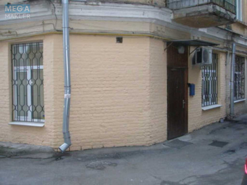 Продаж комерційної нерухомості, 37&nbsp;кв.м, <a class="location-link" href="/kiev/" title="Недвижимость Київ">Київ</a>, <a class="location-link" href="/kiev/shevchenkovskij/" title="Недвижимость Шевченківський район">Шевченківський р-н</a>, Тараса Шевченко пер., 7/1 (изображение 2)