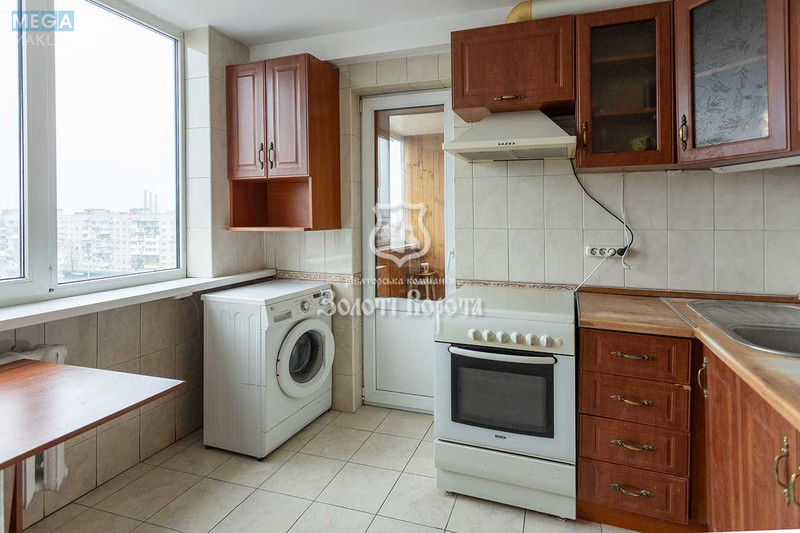 Продаж 3 кімнатної квартири (67/44/9), 10 пов. 10 пов. будинку, <a class="location-link" href="/kiev/" title="Недвижимость Київ">Київ</a>, <a class="location-link" href="/kiev/dneprovskij/" title="Недвижимость Дніпровський район">Дніпровський р-н</a>, Харківське шосе, 2 (изображение 12)