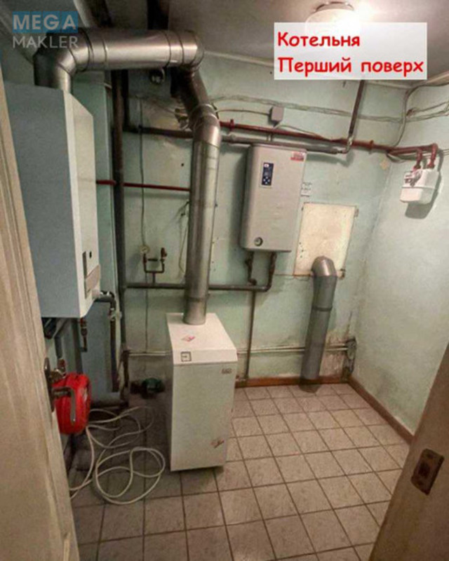 Продаж дома, 2&nbsp;поверху, 189&nbsp;кв.м, 7&nbsp;кімнат, ділянка 10&nbsp;соток, <a class="location-link" href="/kiev/" title="Недвижимость Київ">Київ</a>, <a class="location-link" href="/kiev/darnickij/" title="Недвижимость Дарницький район">Дарницький р-н</a>, Центральная ул. (изображение 10)