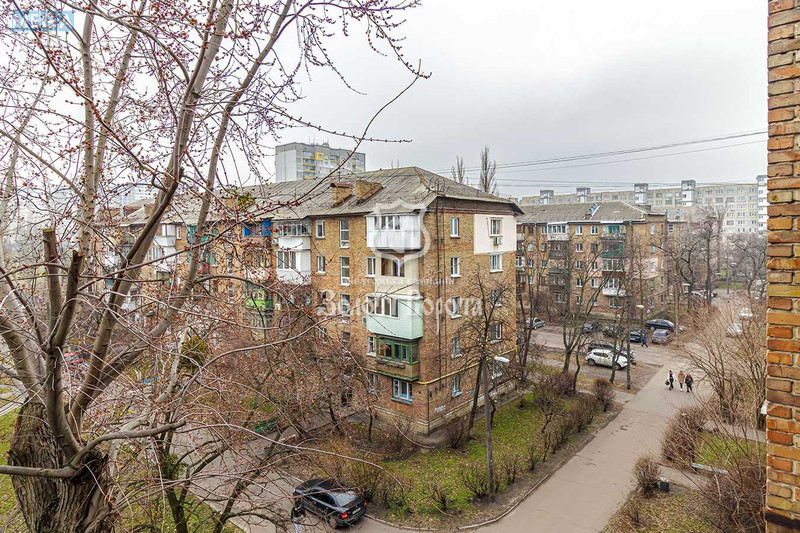 Продаж 3 кімнатної квартири (57/40/5), 5 пов. 5 пов. будинку, <a class="location-link" href="/kiev/" title="Недвижимость Київ">Київ</a>, <a class="location-link" href="/kiev/darnickij/" title="Недвижимость Дарницький район">Дарницький р-н</a>, Привокзальна вул., 12 (изображение 17)