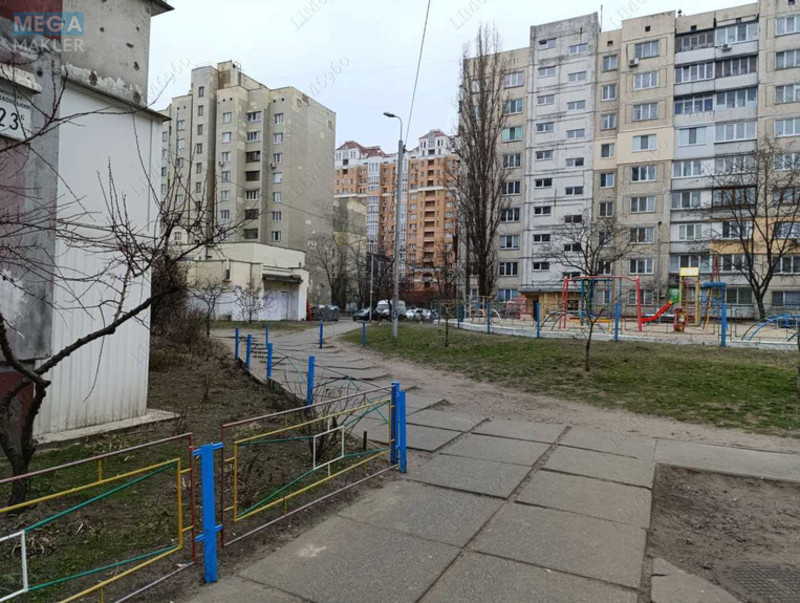 Продаж 3 кімнатної квартири (69/41/8), 2 пов. 9 пов. будинку, <a class="location-link" href="/kiev/" title="Недвижимость Київ">Київ</a>, <a class="location-link" href="/kiev/obolonskij/" title="Недвижимость Оболонський район">Оболонський р-н</a>, Оболонський просп., 23Б (изображение 24)