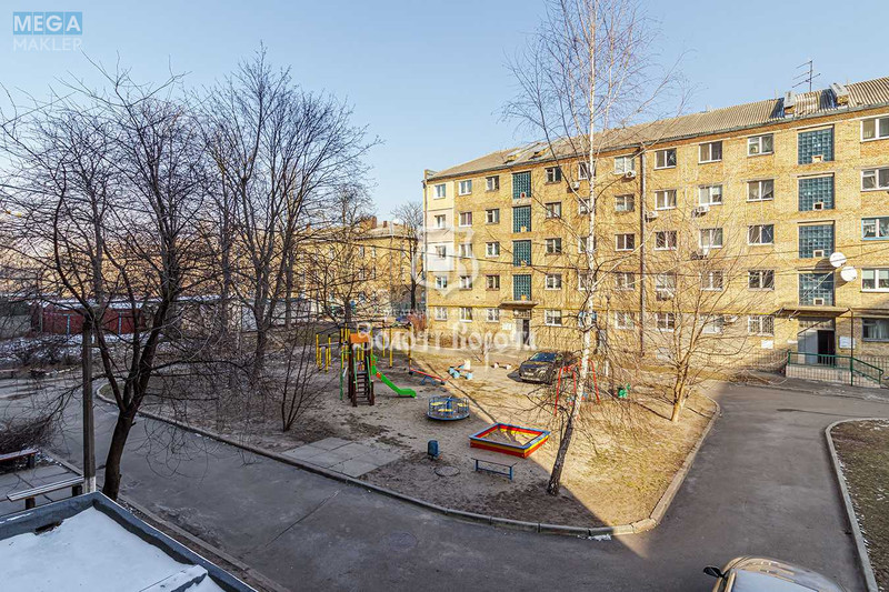 Продаж 3 кімнатної квартири (78/52/8), 2 пов. 9 пов. будинку, <a class="location-link" href="/kiev/" title="Недвижимость Київ">Київ</a>, <a class="location-link" href="/kiev/goloseevskij/" title="Недвижимость Голосіївський район">Голосіївський р-н</a>, Академіка Заболотного вул., 136а (изображение 23)