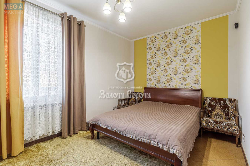 Продаж дома, 2&nbsp;поверху, 168&nbsp;кв.м, 6&nbsp;кімнат, ділянка 13&nbsp;соток, <a class="location-link" href="/kiev/" title="Недвижимость Київ">Київ</a>, <a class="location-link" href="/kiev/darnickij/" title="Недвижимость Дарницький район">Дарницький р-н</a>, Медоносна вул., 33 (изображение 6)