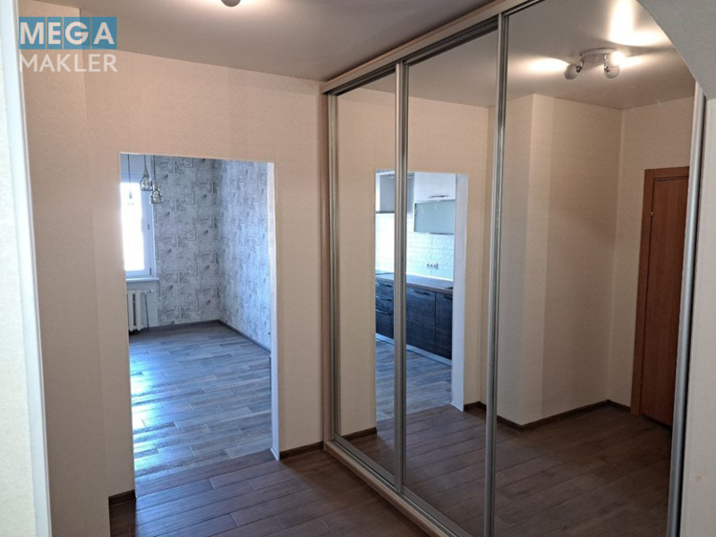 Продаж 3 кімнатної квартири (93/47/15), 23 пов. 25 пов. будинку, <a class="location-link" href="/kiev/" title="Недвижимость Київ">Київ</a>, <a class="location-link" href="/kiev/darnickij/" title="Недвижимость Дарницький район">Дарницький р-н</a>, Урлівська вул. будинок 34 ( <img src="https://megamakler.com.ua/metro/00ff00.gif" alt="" class="metro" /> м. Осокорки, 10 ) (изображение 7)