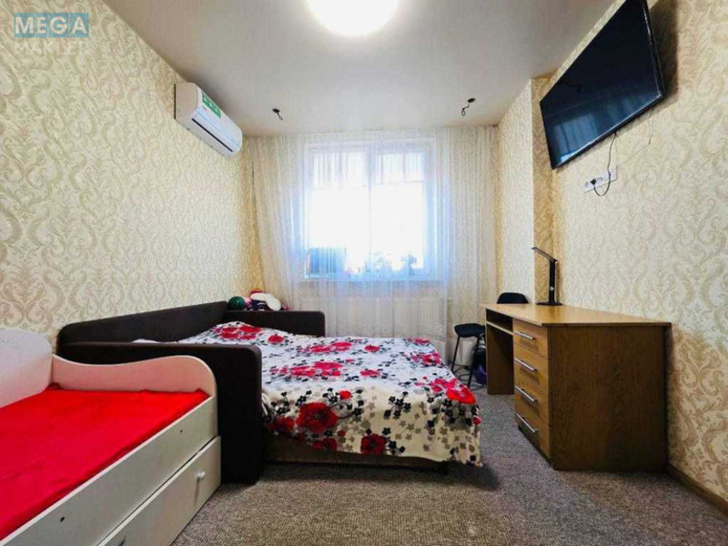 Продаж 2 кімнатної квартири (35,4/?/8,6), 18 пов. 24 пов. будинку, <a class="location-link" href="/kiev/" title="Недвижимость Київ">Київ</a>, <a class="location-link" href="/kiev/desnyanskij/" title="Недвижимость Деснянський район">Деснянський р-н</a>, Теодора Драйзера вул. (изображение 9)