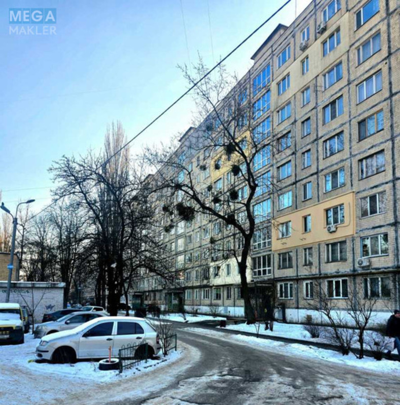 Продаж 3 кімнатної квартири (62/40/7), 9 пов. 9 пов. будинку, <a class="location-link" href="/kiev/" title="Недвижимость Київ">Київ</a>, <a class="location-link" href="/kiev/svyatoshinskij/" title="Недвижимость Святошинський район">Святошинський р-н</a>, Леся Курбаса просп., 18 (изображение 17)