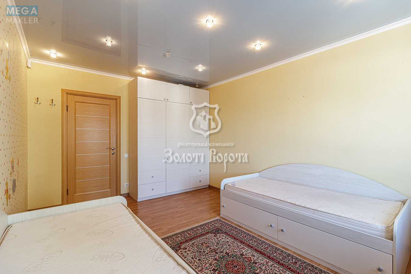 Продаж 3 кімнатної квартири (100/53/11,4), 17 пов. 25 пов. будинку, <a class="location-link" href="/kiev/" title="Недвижимость Київ">Київ</a>, <a class="location-link" href="/kiev/darnickij/" title="Недвижимость Дарницький район">Дарницький р-н</a>, Урлівська вул., 38 (изображение 9)