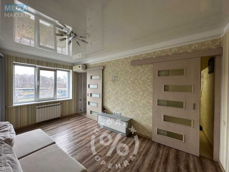 Продаж 2 кімнатної квартири (45/?/6), 8 пов. 9 пов. будинку, <a class="location-link" href="/kiev/" title="Недвижимость Київ">Київ</a>, <a class="location-link" href="/kiev/podolskij/" title="Недвижимость Подільський район">Подільський р-н</a>, Фрунзе вул., 124 (изображение 9)