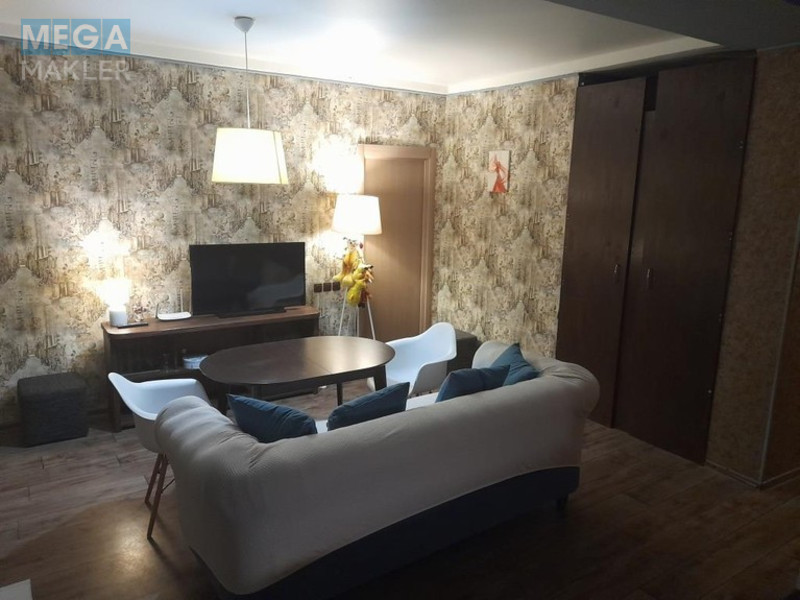 Оренда 2 кімнатної квартири, стандарт, <a class="location-link" href="/kiev/" title="Недвижимость Київ">Київ</a>, <a class="location-link" href="/kiev/goloseevskij/" title="Недвижимость Голосіївський район">Голосіївський р-н</a>, Велика Васильківська 114 ( <img src="https://megamakler.com.ua/metro/0000ff.gif" alt="" class="metro" /> м. Дворец «Украина», 2 минути пішки ) (изображение 4)