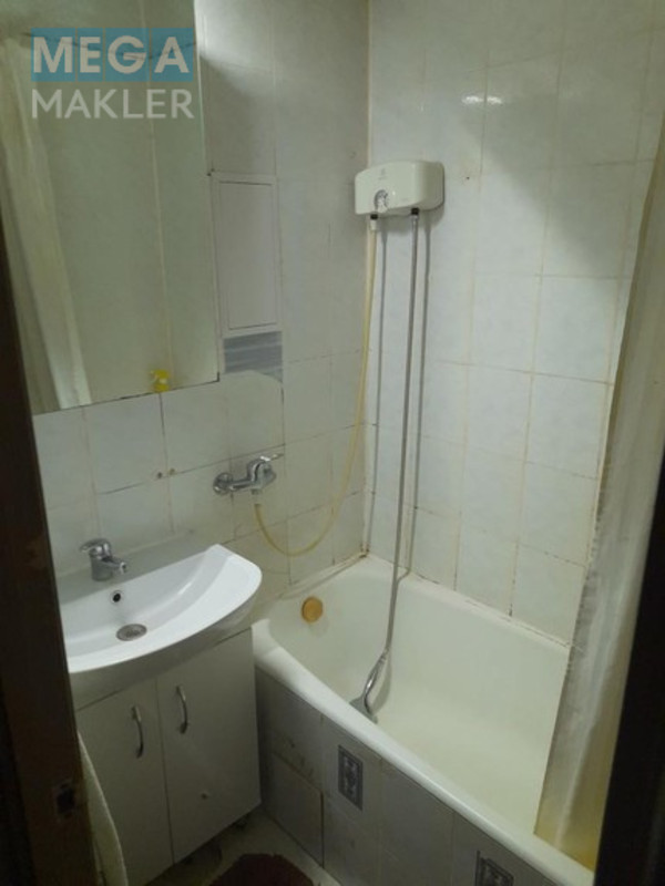 Оренда 2 кімнатної квартири, стандарт, <a class="location-link" href="/kiev/" title="Недвижимость Київ">Київ</a>, <a class="location-link" href="/kiev/goloseevskij/" title="Недвижимость Голосіївський район">Голосіївський р-н</a>, Велика Васильківська 114 ( <img src="https://megamakler.com.ua/metro/0000ff.gif" alt="" class="metro" /> м. Дворец «Украина», 2 минути пішки ) (изображение 10)