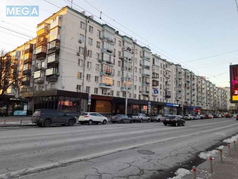 Оренда 2 кімнатної квартири, стандарт, <a class="location-link" href="/kiev/" title="Недвижимость Київ">Київ</a>, <a class="location-link" href="/kiev/goloseevskij/" title="Недвижимость Голосіївський район">Голосіївський р-н</a>, Велика Васильківська 114 ( <img src="https://megamakler.com.ua/metro/0000ff.gif" alt="" class="metro" /> м. Дворец «Украина», 2 минути пішки ) (изображение 14)