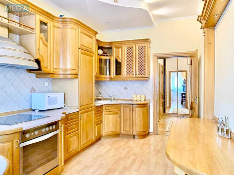 Продаж 3 кімнатної квартири (105/70/13,8), 3 пов. 22 пов. будинку, <a class="location-link" href="/kiev/" title="Недвижимость Київ">Київ</a>, <a class="location-link" href="/kiev/shevchenkovskij/" title="Недвижимость Шевченківський район">Шевченківський р-н</a>, Бульварно-Кудрявська вул., 11а (изображение 11)