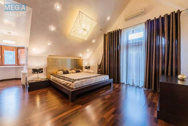 Продаж дома, 2&nbsp;поверху, 435&nbsp;кв.м, 8&nbsp;кімнат, ділянка 25&nbsp;соток, <a class="location-link" href="/voronkov/" title="Недвижимость Вороньків">Вороньків</a>, Тополька, 1 (изображение 7)