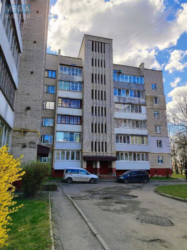 Продаж 3 кімнатної квартири (82/?/11), 2 пов. 6 пов. будинку, <a class="location-link" href="/lutsk/" title="Недвижимость Луцьк">Луцьк</a>, Конякіна, 25 (изображение 2)