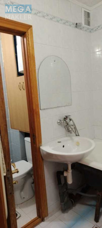 Оренда 3 кімнатної квартири, <a class="location-link" href="/kiev/" title="Недвижимость Київ">Київ</a>, <a class="location-link" href="/kiev/svyatoshinskij/" title="Недвижимость Святошинський район">Святошинський р-н</a>, Николая Ушакова ул., 16 (изображение 19)