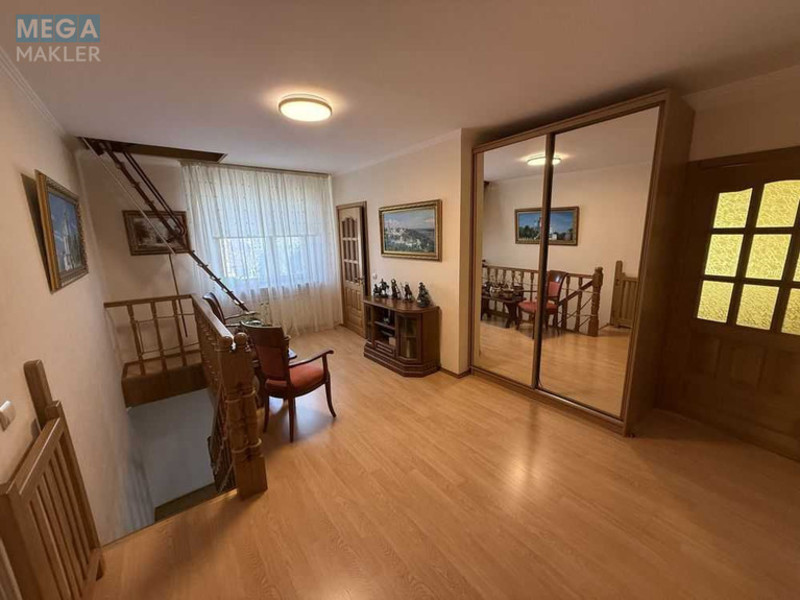 Продаж дома, 2&nbsp;поверху, 230&nbsp;кв.м, 5&nbsp;кімнат, ділянка 19&nbsp;соток, <a class="location-link" href="/pogreby-selo-kv-brovarskij-rajon/" title="Недвижимость Погреби">Погреби</a>, Горького (изображение 22)
