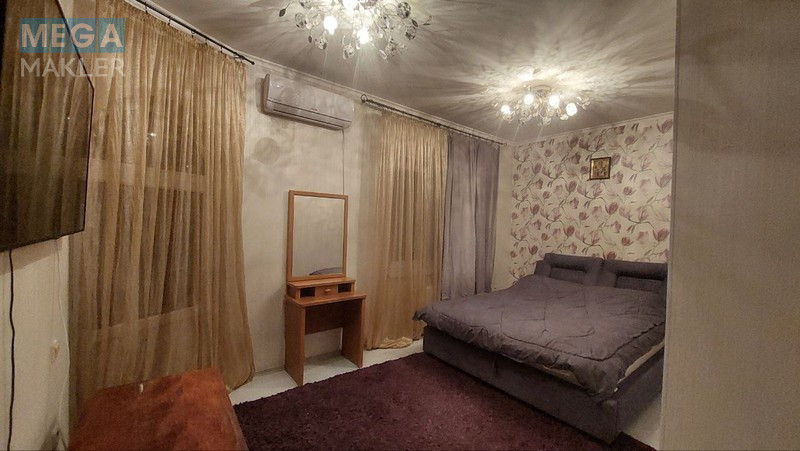 Продаж дома, 3 поверху, 155 кв.м, 7 кімнат, нормальне сост., ділянка 3 сотки, <a class="location-link" href="/odessa/" title="Недвижимость Одеса">Одеса</a>, <a class="location-link" href="/odessa/malinovskij/" title="Недвижимость Малиновський район">Малиновський р-н</a>, Багрицкого ул. (изображение 14)