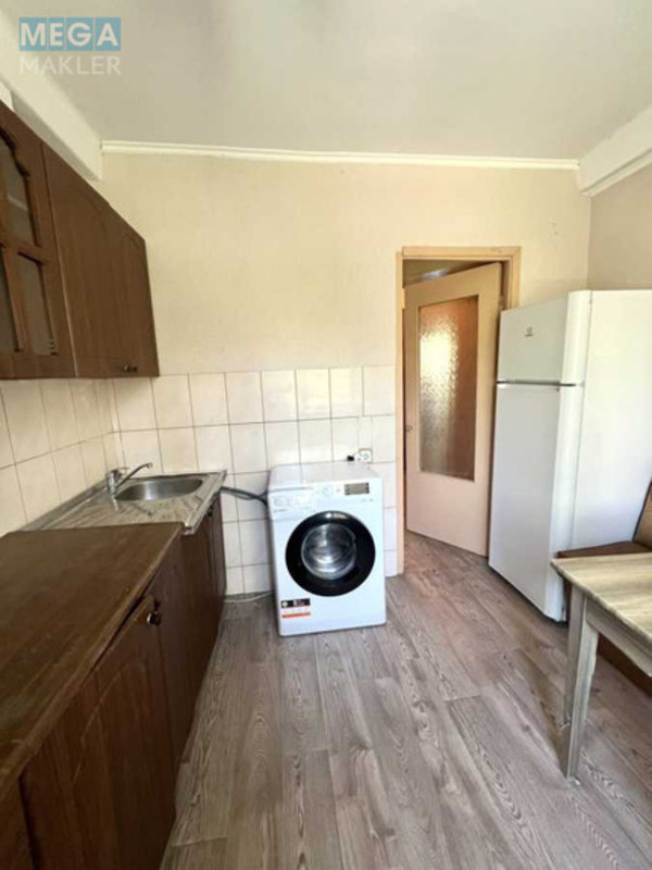 Продаж 1 кімнатної квартири (29,1/13,4/7,7), 2 пов. 9 пов. будинку, <a class="location-link" href="/kiev/" title="Недвижимость Київ">Київ</a>, <a class="location-link" href="/kiev/dneprovskij/" title="Недвижимость Дніпровський район">Дніпровський р-н</a>, Никольско-Слободская ул., 4Б (изображение 4)