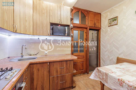 Продаж 3 кімнатної квартири (73,2/42/8,3), 1 пов. 10 пов. будинку, <a class="location-link" href="/kiev/" title="Недвижимость Київ">Київ</a>, <a class="location-link" href="/kiev/svyatoshinskij/" title="Недвижимость Святошинський район">Святошинський р-н</a>, Василя Стуса вул., 9 (изображение 9)
