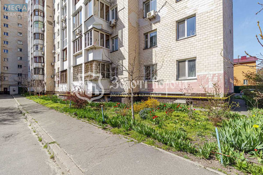 Продаж 3 кімнатної квартири (73,2/42/8,3), 1 пов. 10 пов. будинку, <a class="location-link" href="/kiev/" title="Недвижимость Київ">Київ</a>, <a class="location-link" href="/kiev/svyatoshinskij/" title="Недвижимость Святошинський район">Святошинський р-н</a>, Василя Стуса вул., 9 (изображение 20)