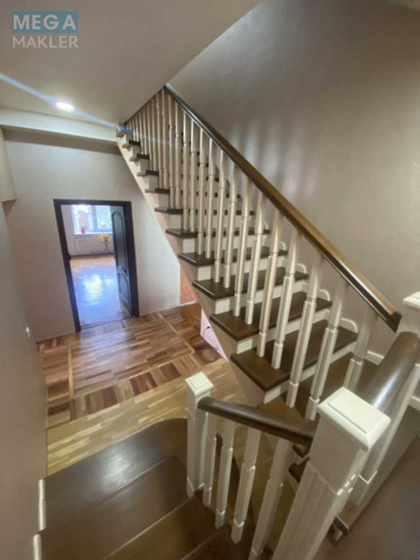 Продаж дома, 2 поверху, 171 кв.м, 5 кімнат, ділянка 6 соток, <a class="location-link" href="/borispol/" title="Недвижимость Бориспіль">Бориспіль</a>, Тургенева (изображение 7)