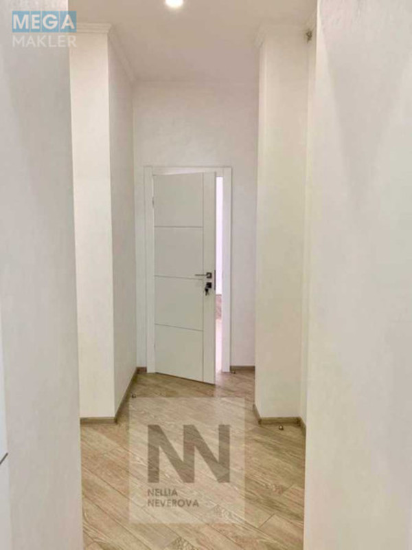 Продаж комерційної нерухомості, 59 кв.м, под офис, <a class="location-link" href="/kiev/" title="Недвижимость Київ">Київ</a>, <a class="location-link" href="/kiev/pecherskij/" title="Недвижимость Печерський район">Печерський р-н</a>, Дарвина ул., 10 (изображение 3)