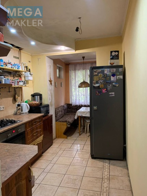 Продаж 3 кімнатної квартири (70/45/11), 1 пов. 5 пов. будинку, <a class="location-link" href="/krivoj-rog/" title="Недвижимость Кривий Ріг">Кривий Ріг</a>, <a class="location-link" href="/krivoj-rog/centralno-gorodskoj/" title="Недвижимость Центрально-міський район">Центрально-міський р-н</a>, Пушкина (изображение 2)