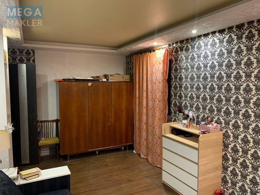 Продаж 3 кімнатної квартири (70/45/11), 1 пов. 5 пов. будинку, <a class="location-link" href="/krivoj-rog/" title="Недвижимость Кривий Ріг">Кривий Ріг</a>, <a class="location-link" href="/krivoj-rog/centralno-gorodskoj/" title="Недвижимость Центрально-міський район">Центрально-міський р-н</a>, Пушкина (изображение 8)