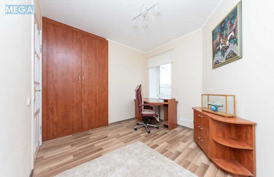 Оренда 3 кімнатної квартири, <a class="location-link" href="/kiev/" title="Недвижимость Київ">Київ</a>, <a class="location-link" href="/kiev/shevchenkovskij/" title="Недвижимость Шевченківський район">Шевченківський р-н</a>, Малая Житомирская ул., 5 (изображение 14)