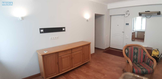 Оренда 2 кімнатної квартири, <a class="location-link" href="/kiev/" title="Недвижимость Київ">Київ</a>, <a class="location-link" href="/kiev/pecherskij/" title="Недвижимость Печерський район">Печерський р-н</a>, Патриса Лумумбы ул., 19 (изображение 8)