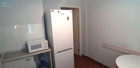 Оренда 2 кімнатної квартири, <a class="location-link" href="/kiev/" title="Недвижимость Київ">Київ</a>, <a class="location-link" href="/kiev/pecherskij/" title="Недвижимость Печерський район">Печерський р-н</a>, Патриса Лумумбы ул., 19 (изображение 20)