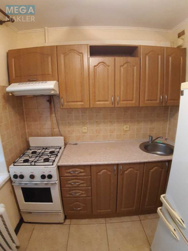 Оренда 1 кімнатної квартири, <a class="location-link" href="/kiev/" title="Недвижимость Київ">Київ</a>, <a class="location-link" href="/kiev/svyatoshinskij/" title="Недвижимость Святошинський район">Святошинський р-н</a>, Генерала Наумова ул., 31 (изображение 4)