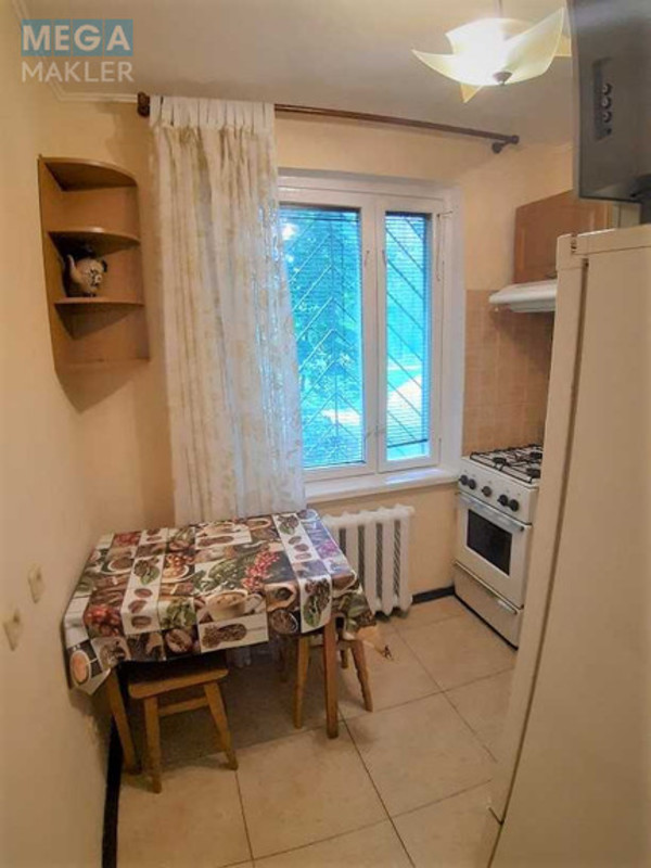 Оренда 1 кімнатної квартири, <a class="location-link" href="/kiev/" title="Недвижимость Київ">Київ</a>, <a class="location-link" href="/kiev/svyatoshinskij/" title="Недвижимость Святошинський район">Святошинський р-н</a>, Генерала Наумова ул., 31 (изображение 7)