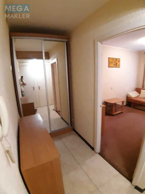 Оренда 1 кімнатної квартири, <a class="location-link" href="/kiev/" title="Недвижимость Київ">Київ</a>, <a class="location-link" href="/kiev/svyatoshinskij/" title="Недвижимость Святошинський район">Святошинський р-н</a>, Генерала Наумова ул., 31 (изображение 18)